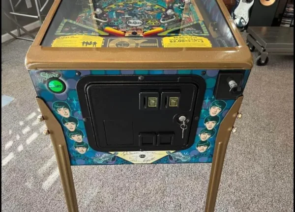 The Beatles Gold Edition Pinball Machine - Image 5