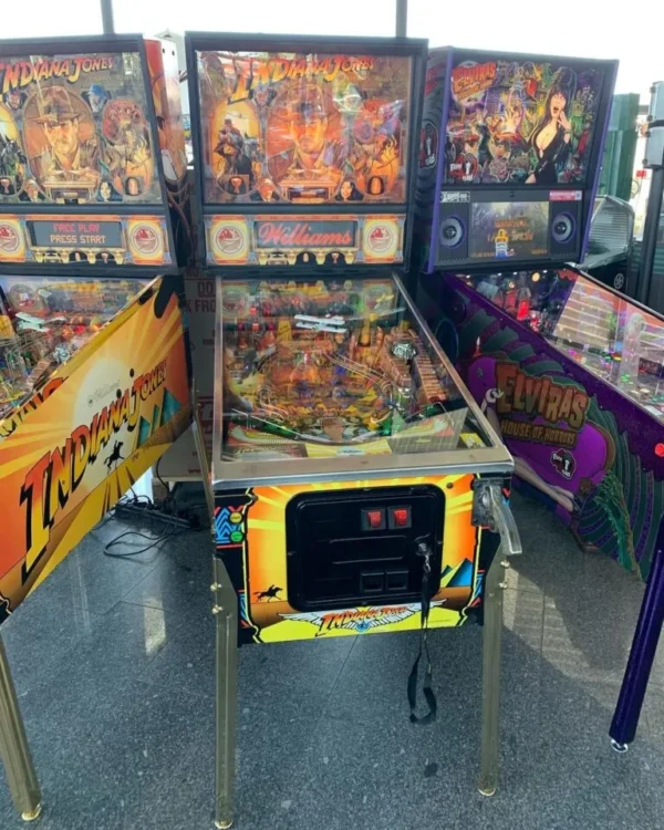Indiana Jones Pinball Machine (1993) by Williams - Image 4
